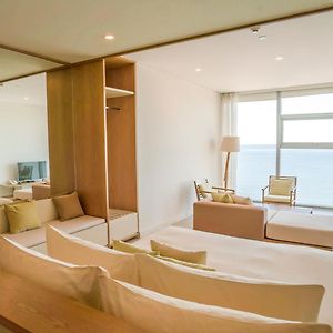 Ocean King Suite