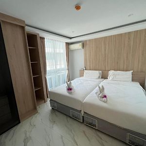 Queen Suite