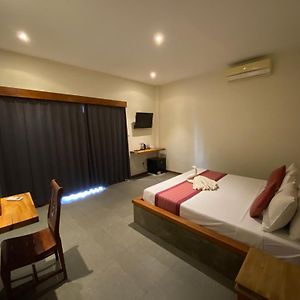 Warsa'S Garden Bungalow And Spa