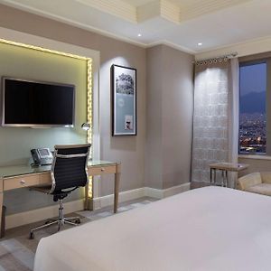 Chambre Accessible aux Personnes à Mobilité Réduite Lit King-Size