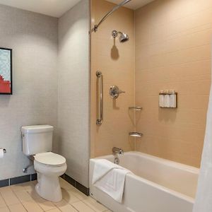 King Suite Accessible or Non-Smoking
