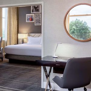 One-Bedroom Suite Executive Floor