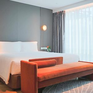 Executive King Suite