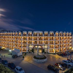 Deluxe Twin Room Balcony Park View SPA Access