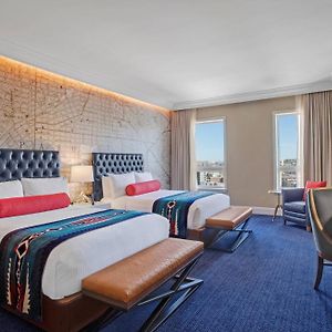 Queen Guest Room