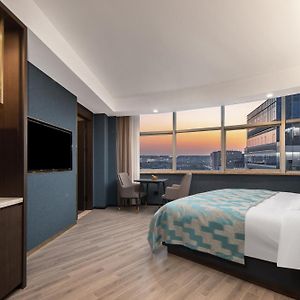 Executive King Room