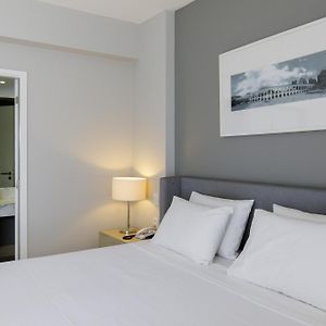 Luxury King Room