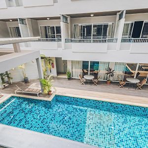 Pool Side Junior Suite