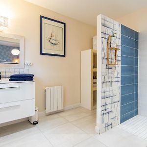 Private Bathroom King Room