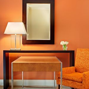 Deluxe King Room City view Hearing Accessible