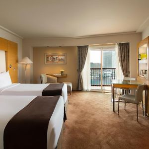 Panoramic Twin Room