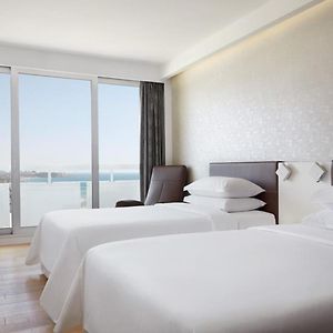 Premium Twin Room