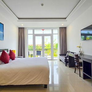 Deluxe Double Room Balcony River View
