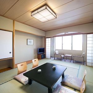 Japanese-Style Room