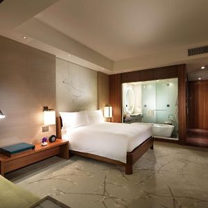 Pure Wellness King Room Bay View