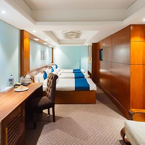 Deluxe Family Suite