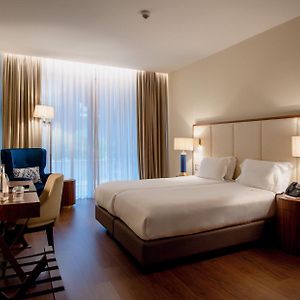 Habitación Grand Premium con 2 Camas Individuales
