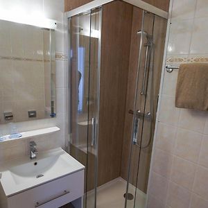 Single Room Plus