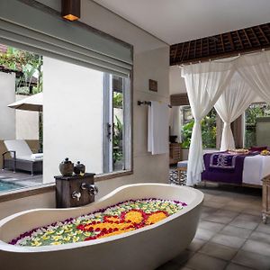 Pool One-Bedroom Villa