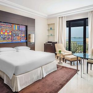 Habitación con Cama King
