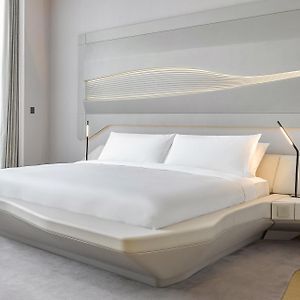 1 Bedroom ME Residence Burj Khalifa View