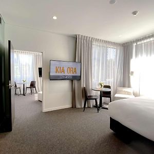 Deluxe Family King Room