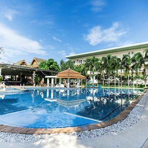 Blue Beach Grand Resort And Spa