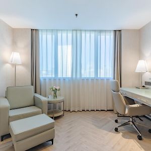 Premium King Room