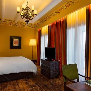 Imperial Junior Suite 1 King
