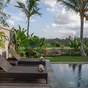 Kaki Uma Villa