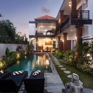 Sujiwa Ubud Hotel & Villa
