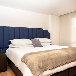 Premium Queen Room