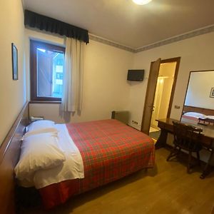 Camera familiare comunicante economy con letto king size