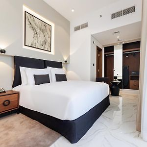 Chambre Lit King-Size avec Accès aux Personnes Handicapées