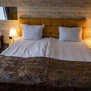 Silver Single Room