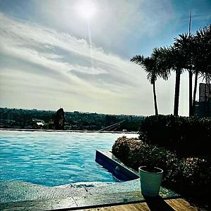 Studio Apartmnt W Kitchenette & Infinity Pool