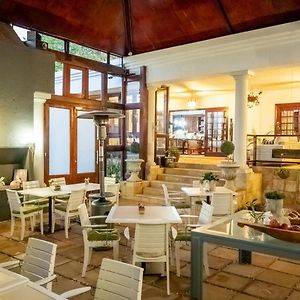 Spacube Luxury Suites And Spa