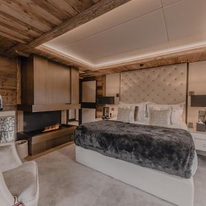 Family Two-Bedroom King Suite