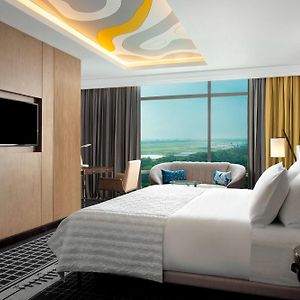 Club level Guest room 1 King