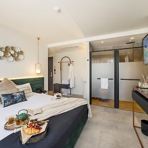 The One Living Hotel - Adult Only