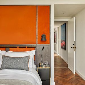 One-Bedroom Apartment Terrace