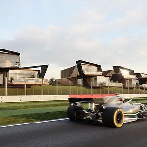 Escapade Silverstone