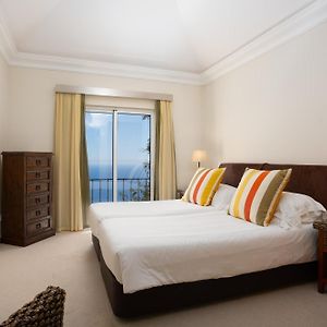 Two-Bedroom Apartment Sea View