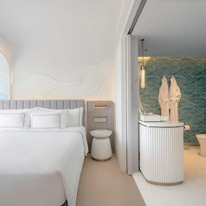 Deluxe Room Sea View