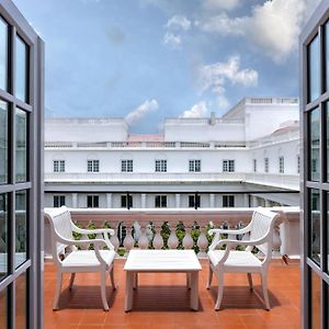 Exclusive Queen Room