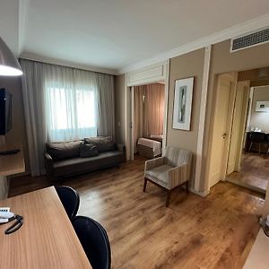 Suite City View
