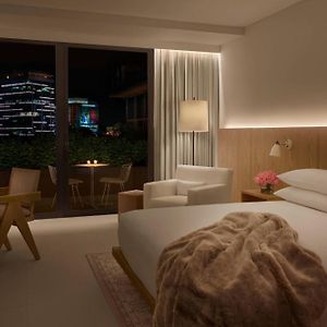 Deluxe King Room Terrace Hearing Accessible