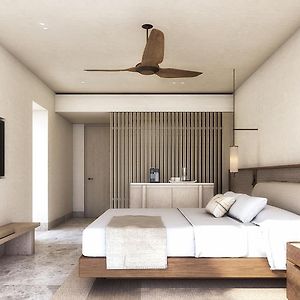 Executive King Room