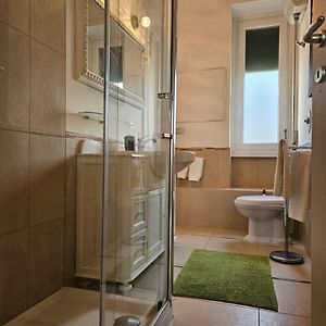Private Bathroom King Room