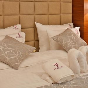 Economy Triple Room